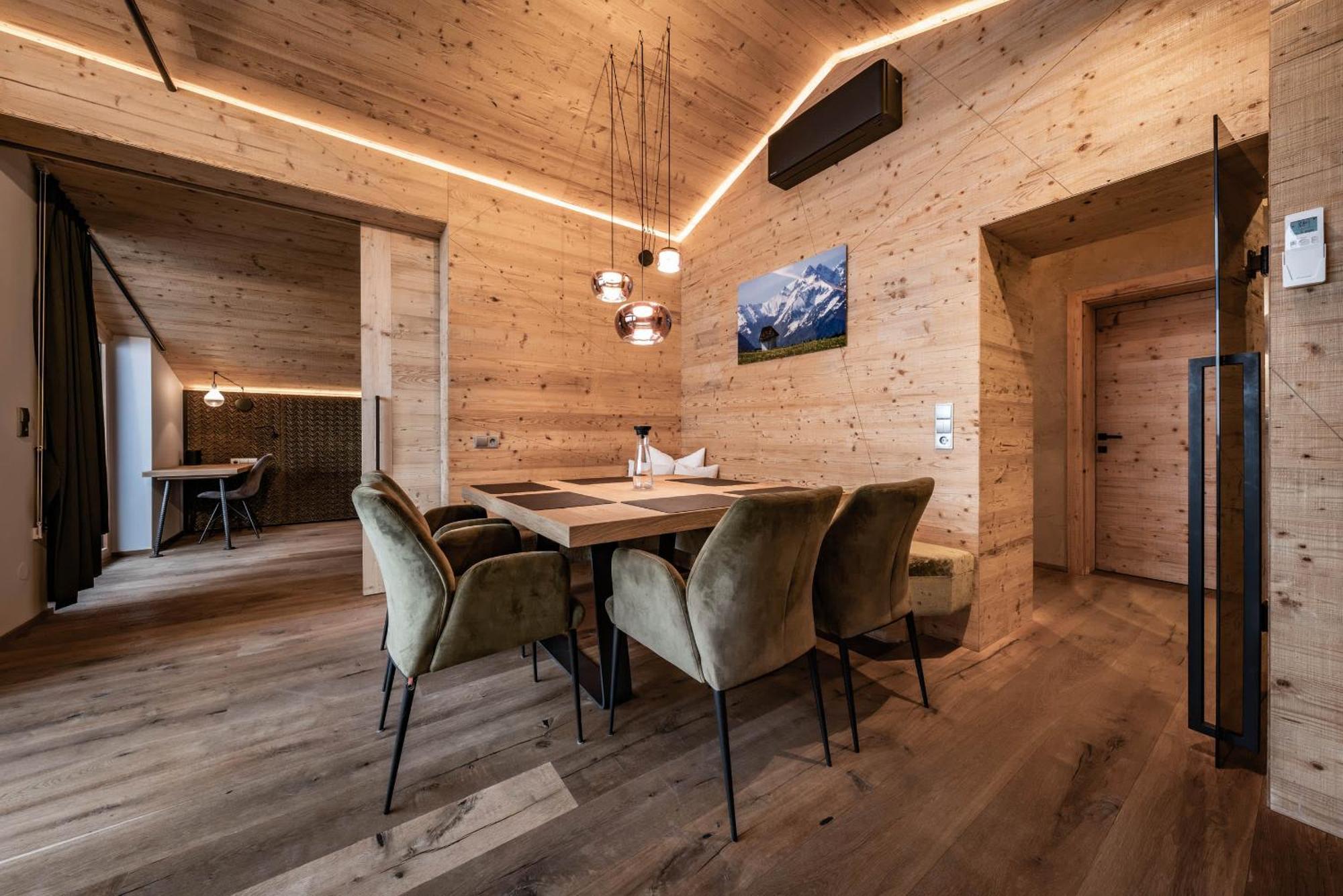 Loft In The Alps Penthouse Apartment ชเวนเดา ภายนอก รูปภาพ